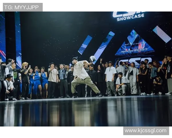 南京街舞队的区域防守策略解析与街舞文化的深度融合探讨 南京街舞队的区域防守策略解析与街舞文化的深度融合探讨